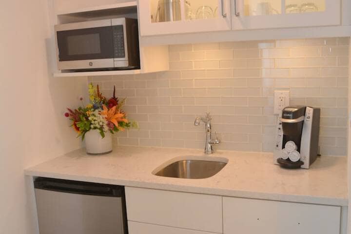 Private kitchenette